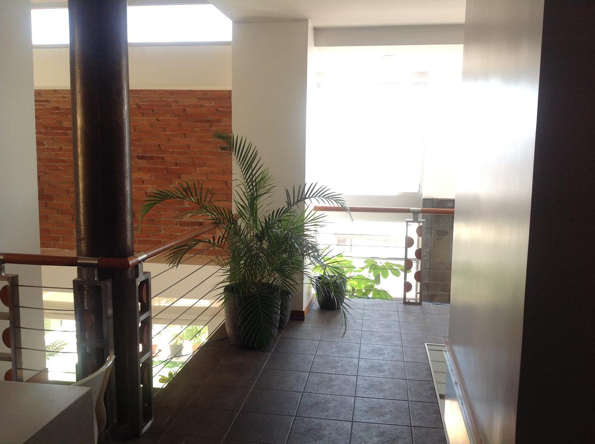 En VeNta Penthouse duplex 4 dormitorios sector Quito Tenis