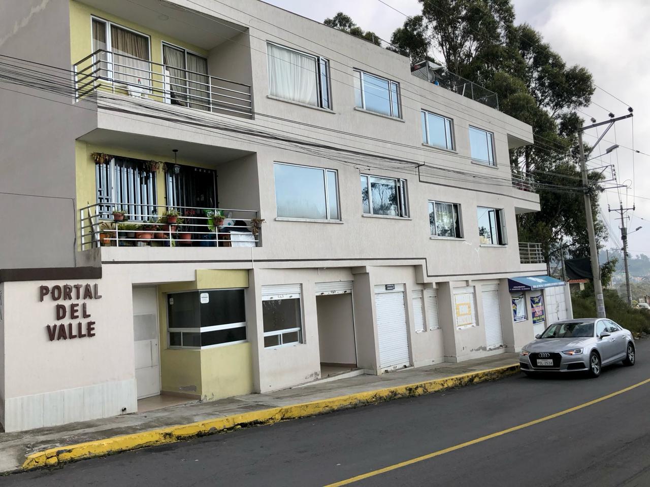 Departamento de venta por el puente 2, en Conocoto.