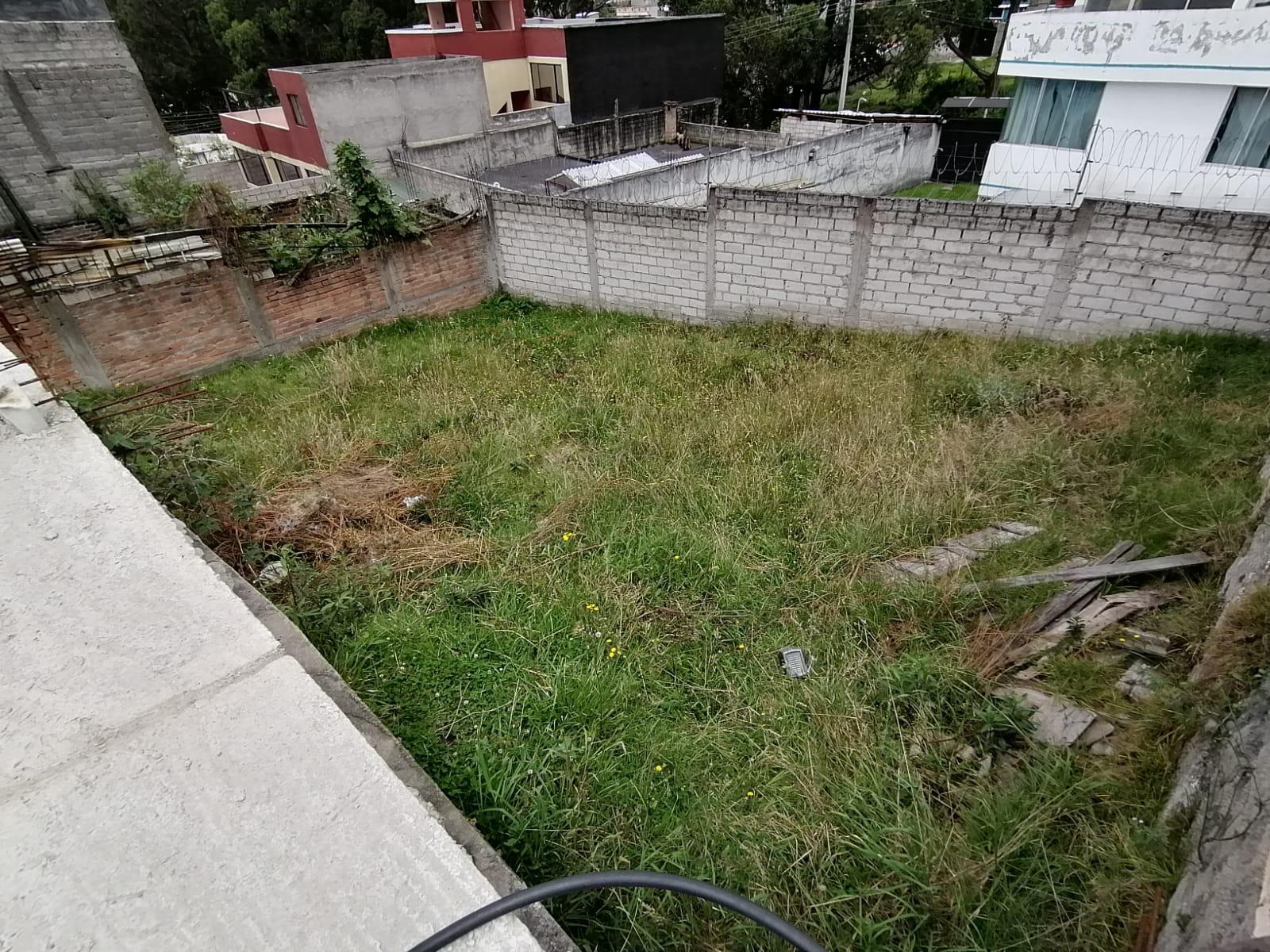 Terreno en Venta, 322m Barrio Reino de Quito Sector Sur