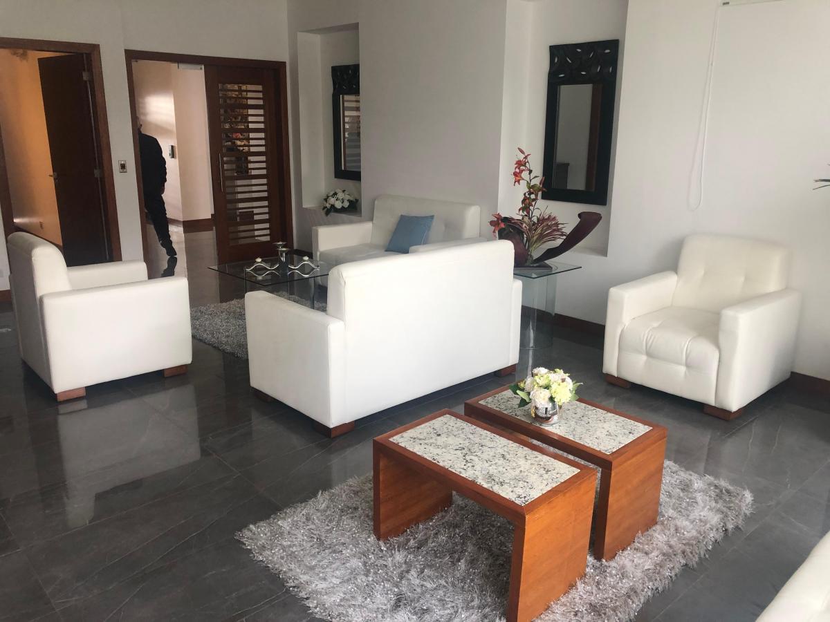 QUITO DEPARTAMENTO NUEVO DE VENTA O ALQUILER EN LA GONZALEZ SUAREZ