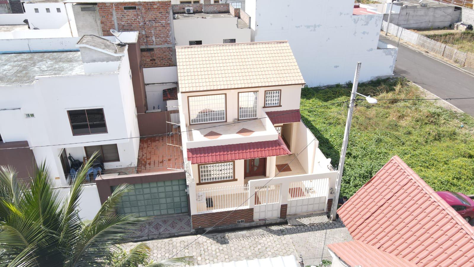 Casa en Portoviejo Urbanización Ciudad del Norte