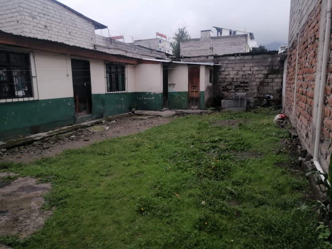 Terreno de Venta en el Sur de Quito Barrio la Santa Rita de 288 m2
