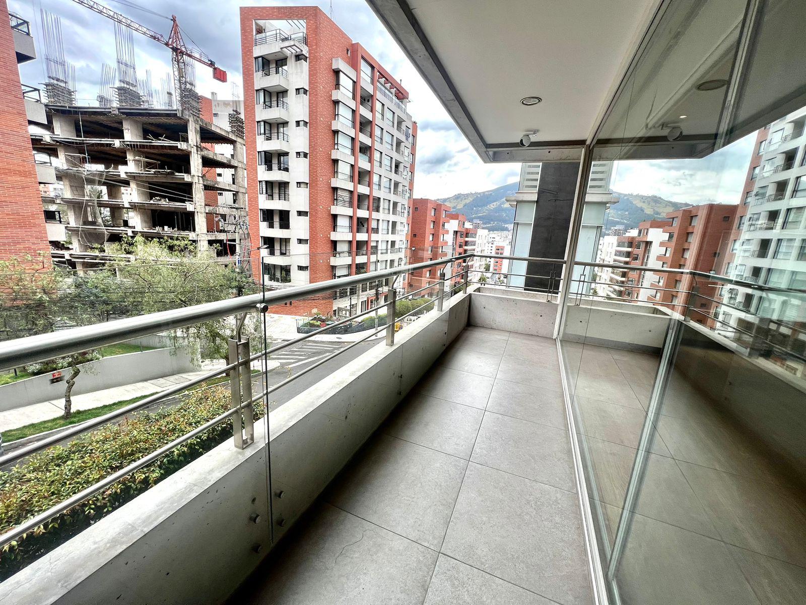 MV - Sector Bossano, En Venta  Dpto  3D, 139 m2    balcón y pérgola