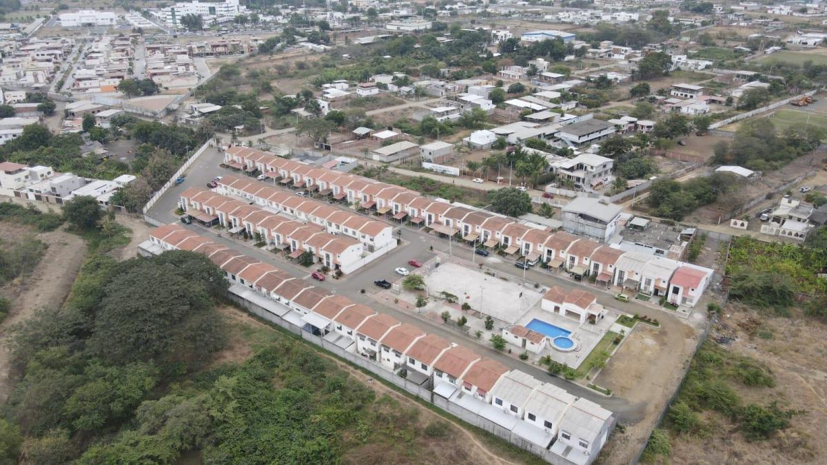 Casa en venta Portoviejo Urbanización Arco Iris