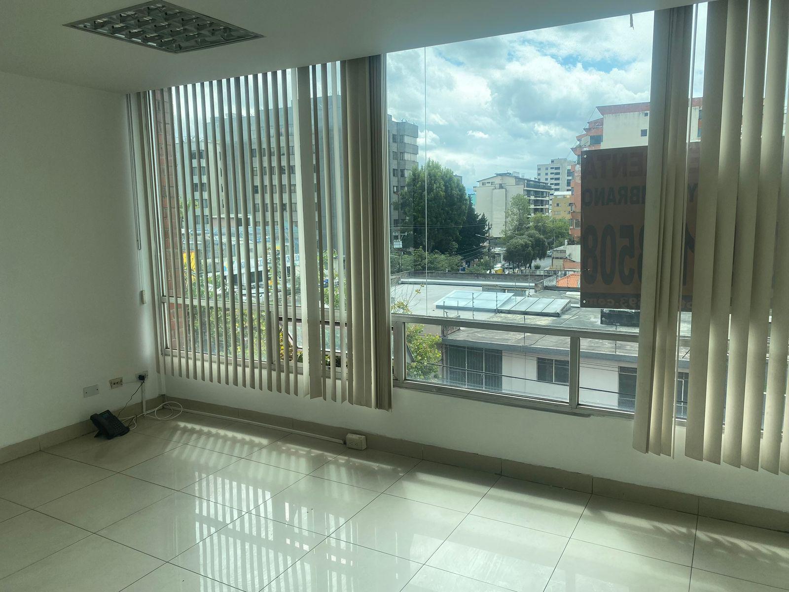 Consultorio médico en renta clinica Pichincha 30m2