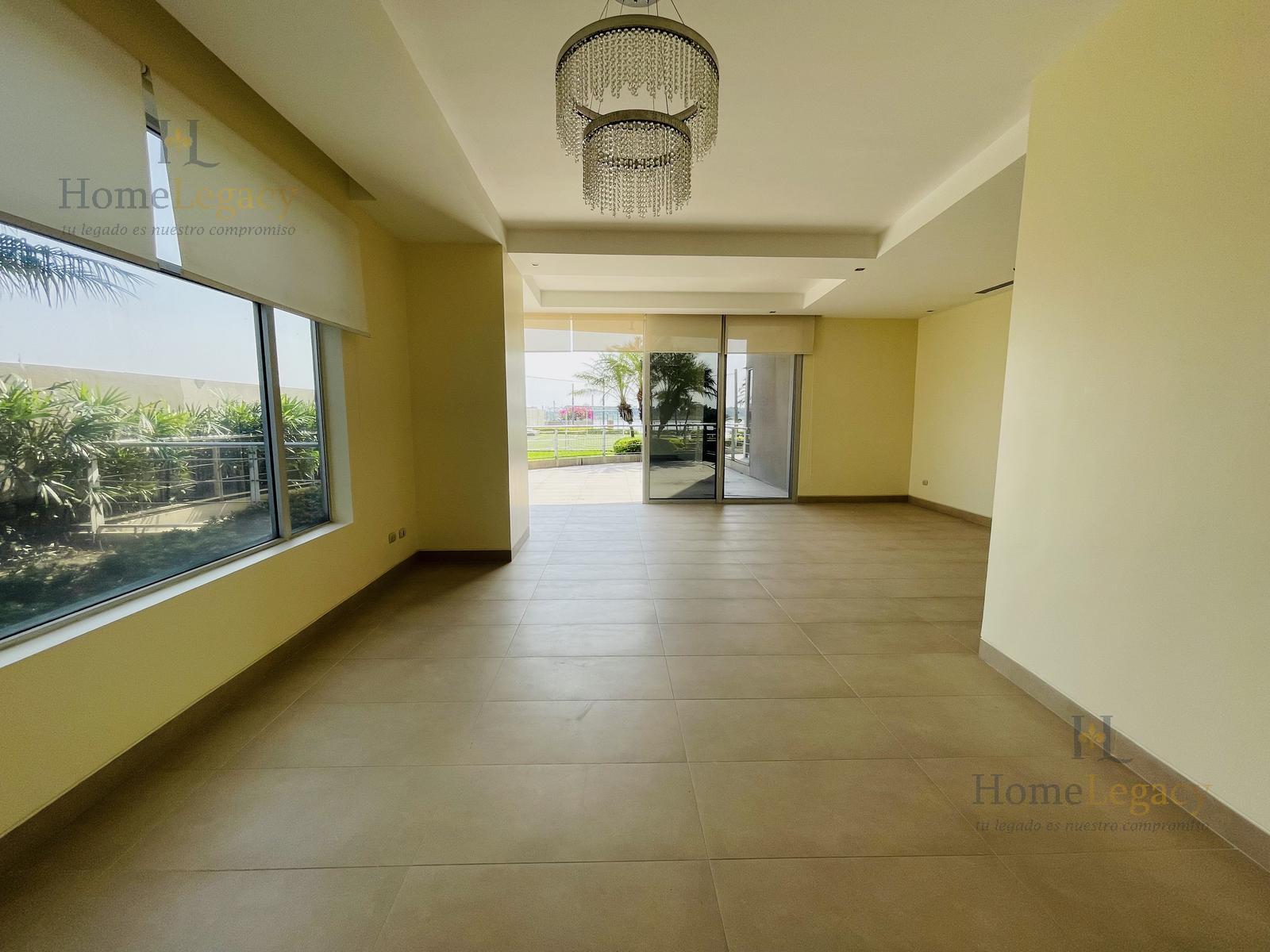 Venta de Departamento en Samborondón Planta baja AD