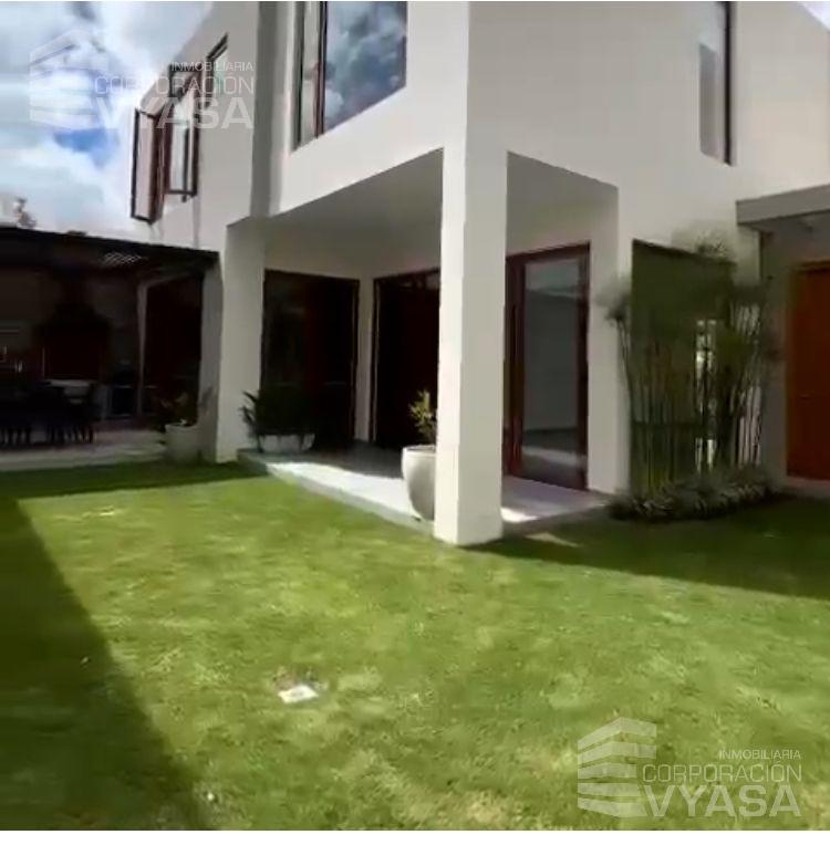 Cumbayá - Santa Inés,  hermosa casa de venta 250m2  - a estrenar