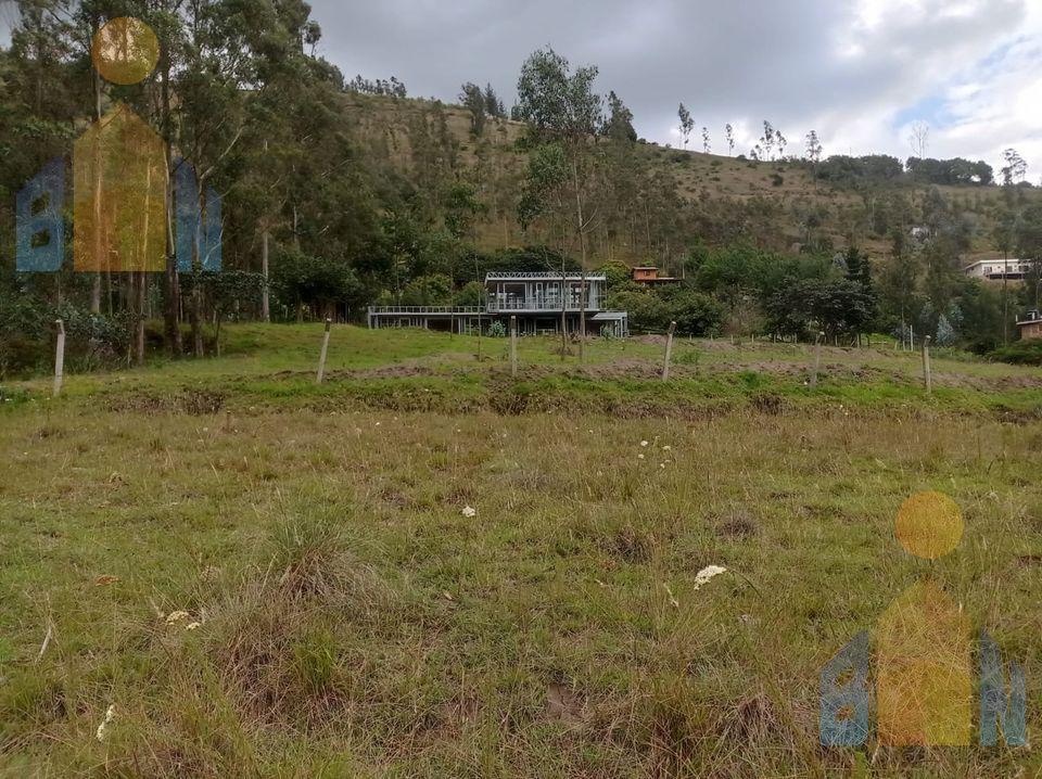 95mil Amplio terreno en venta, Tumbaco, Ruta Viva, Ilalo en Comuna