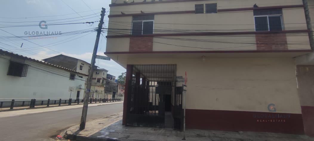 Venta de Casa en General Gomez y la Novena, Sur de Guayaquil E.B.