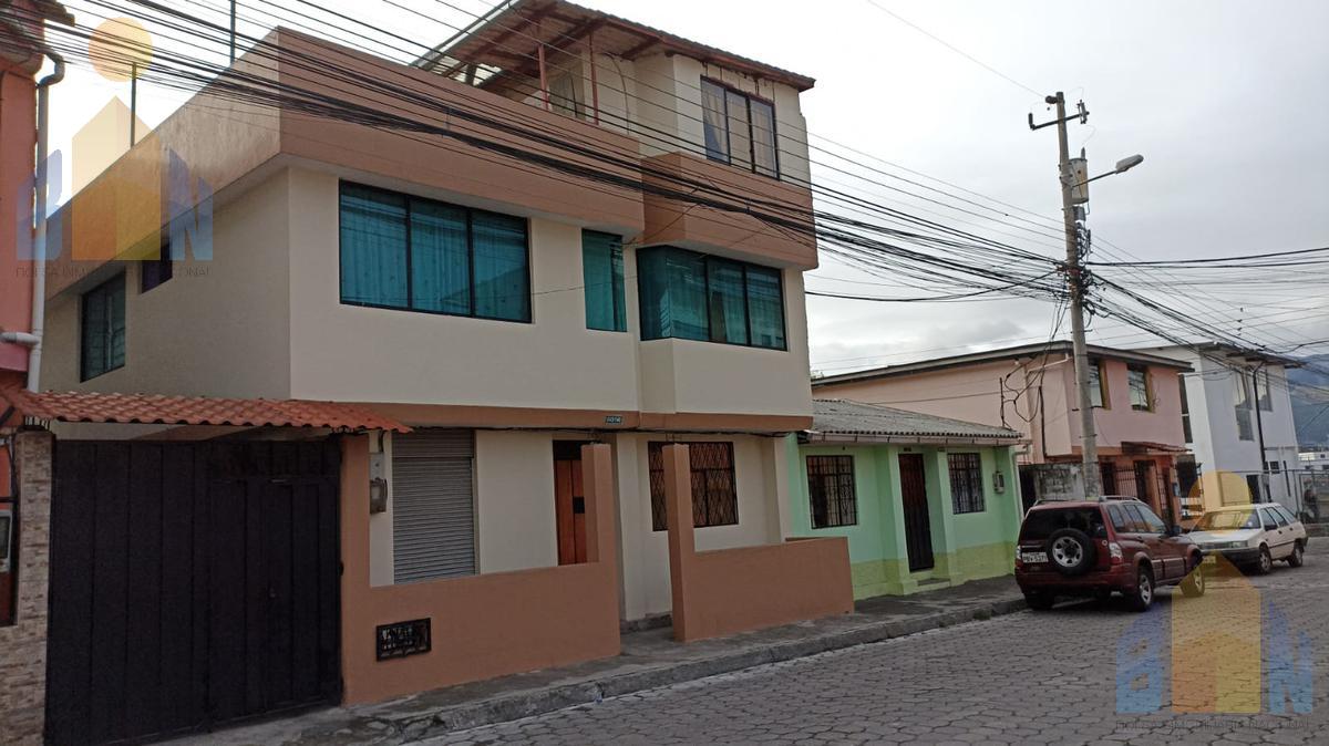 Casa rentera en  venta sector La Ecuatoriana, Sur de Quito