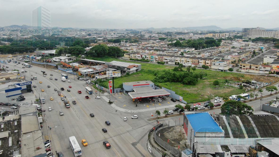 VENTA DE TERRENO COMERCIAL SOBRE LA AV JUAN TANCA MARENGO