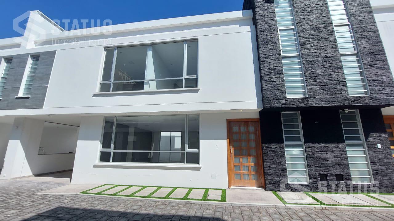 Vendo casa a estrenar sector Mirasierra - Los Chillos 3 Dorm. 2 Garajes, desde $164.900