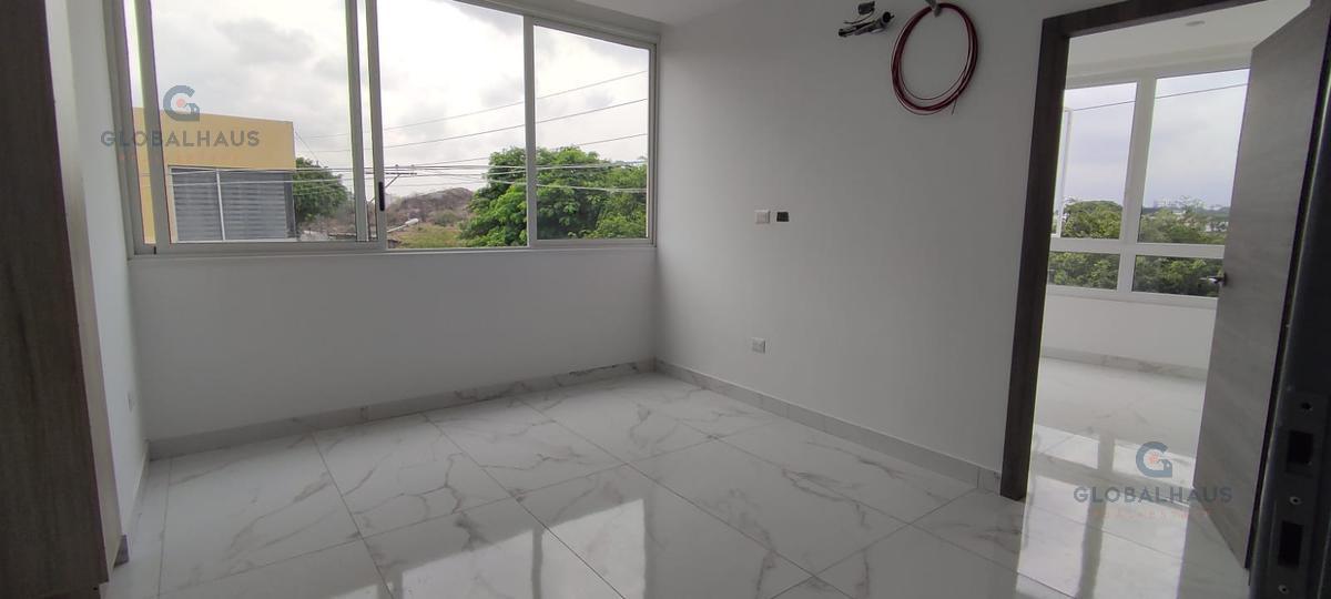 Venta de departamento en Kennedy Norte 2 habitaciones P.A.