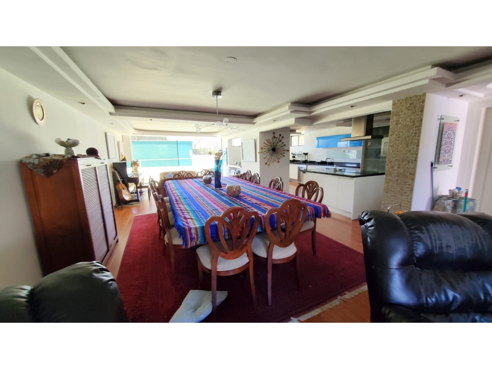 VENDO CASA EN CONJUNTO SECTOR QUITO TENIS EL BOSQUE