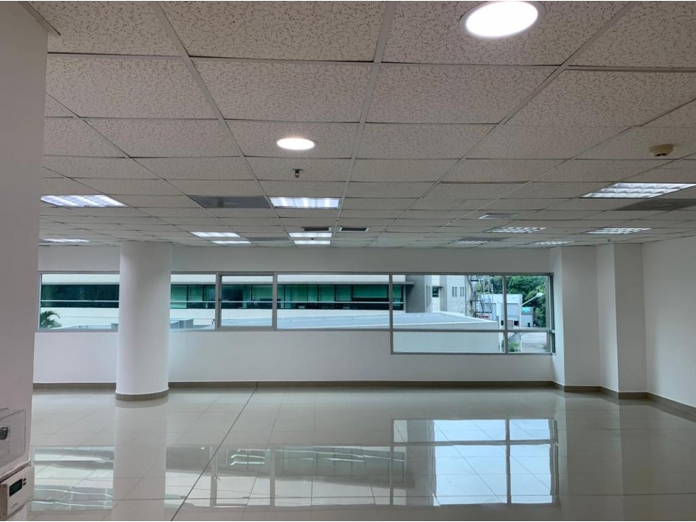 Parque Empresarial Colon, Norte Guayaquil oficina 236 m2