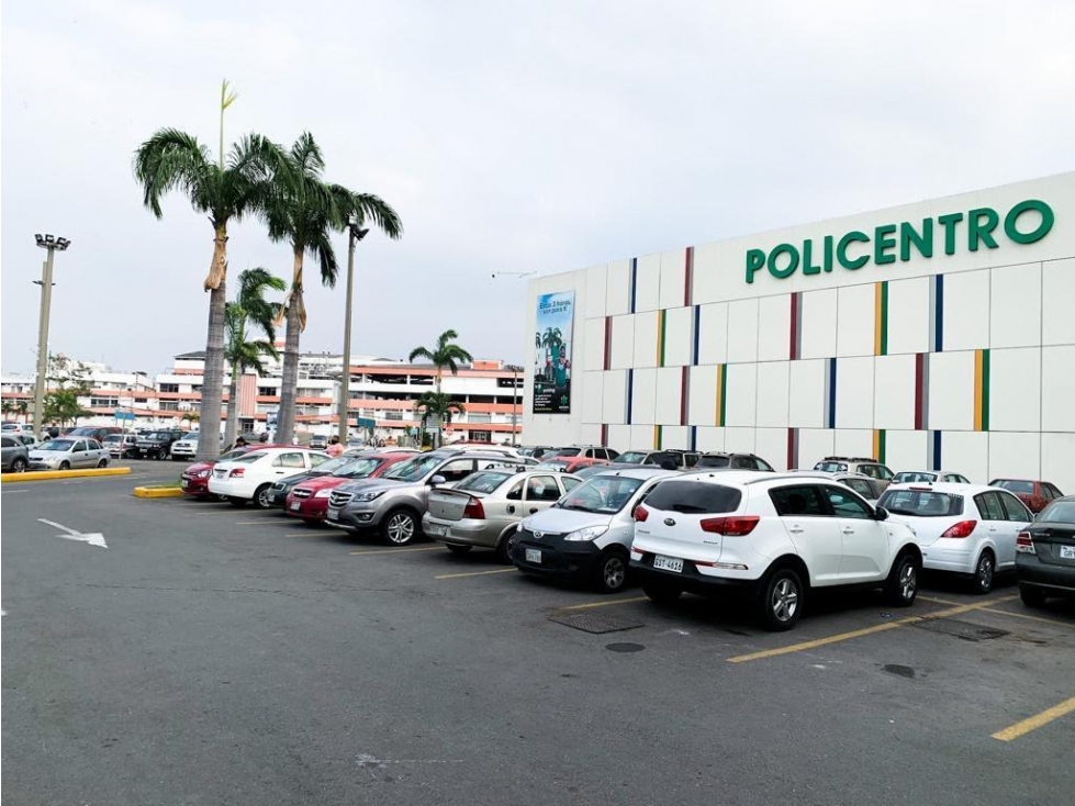 GUAYAQUIL, POLICENTRO LOCAL COMERCIAL 145,8 m2 