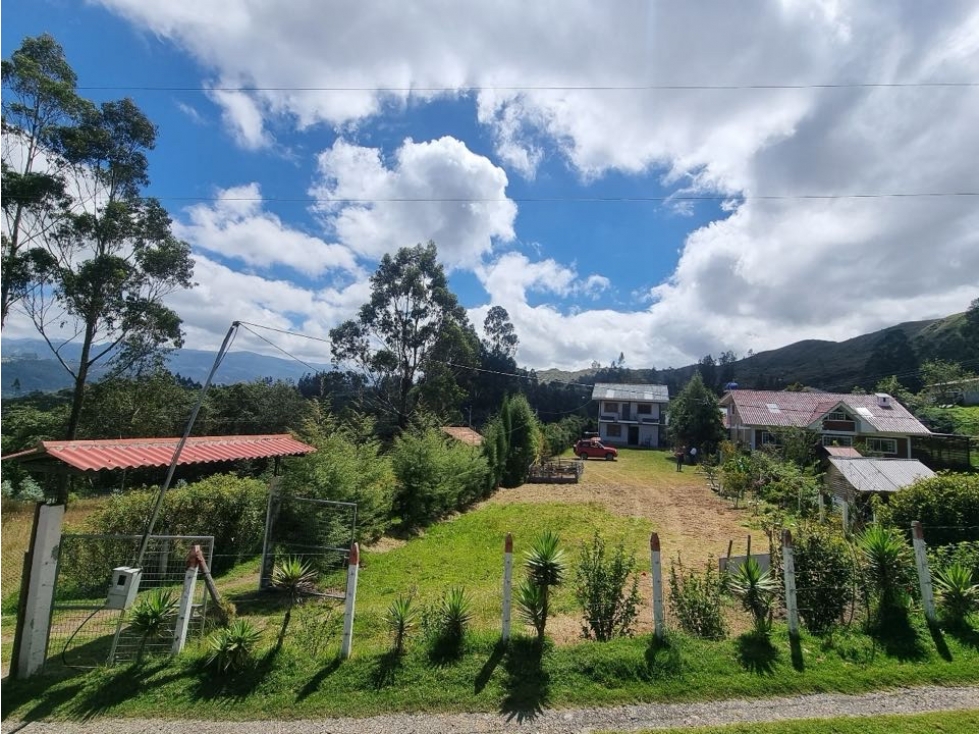 QUINTA EN VENTA SECTOR LLACAO A 6 MIN DEL PUEBLO