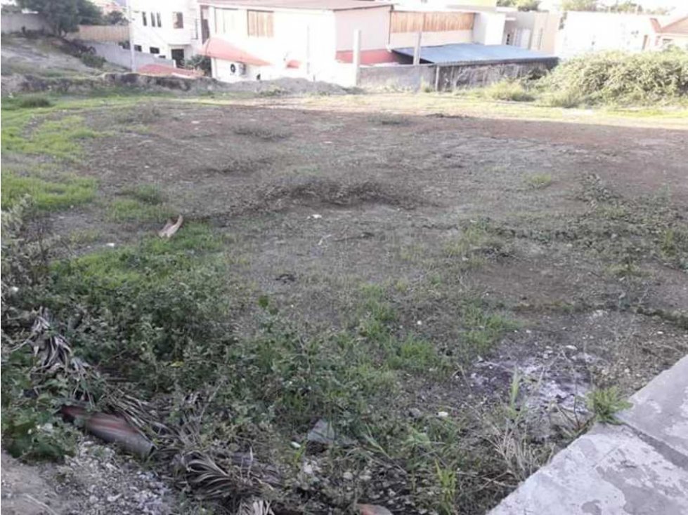 SE VENDE TERRENO EN MANTA BEACH